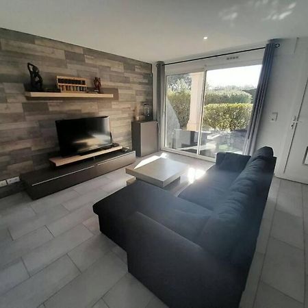 Appartement Spacieux &Tres Calme. Spacious & Very Quiet Apartment. Карро Экстерьер фото