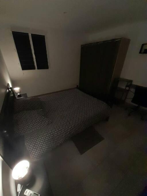 Appartement Spacieux &Tres Calme. Spacious & Very Quiet Apartment. Карро Экстерьер фото