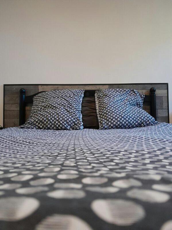 Appartement Spacieux &Tres Calme. Spacious & Very Quiet Apartment. Карро Экстерьер фото